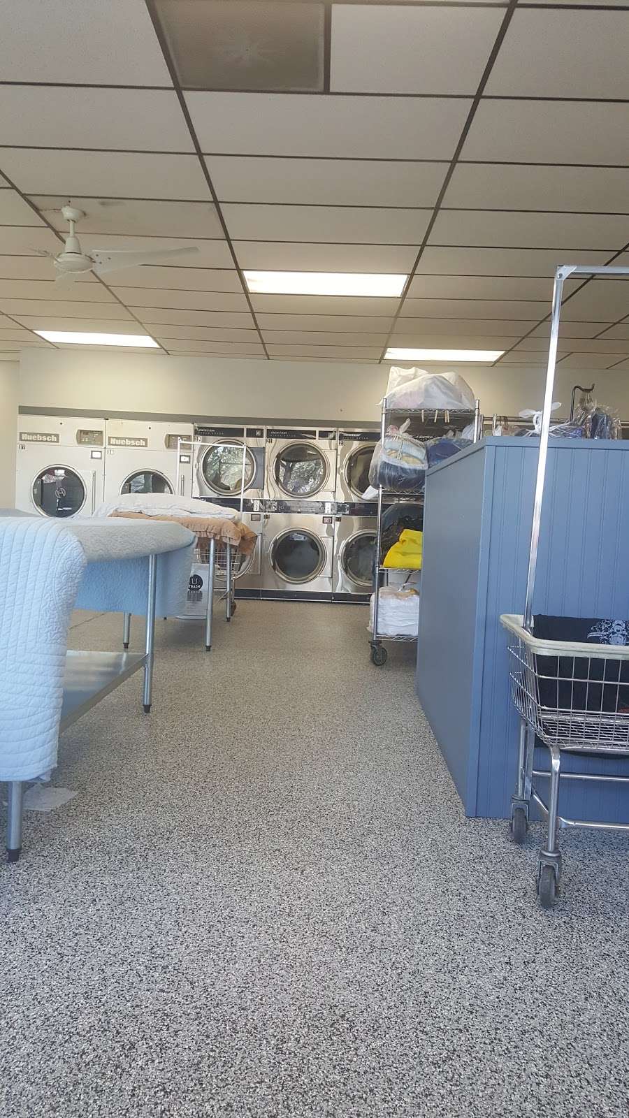 Soapy Janes Laundry | 1030 Coffman St, Longmont, CO 80501, USA | Phone: (303) 776-3652