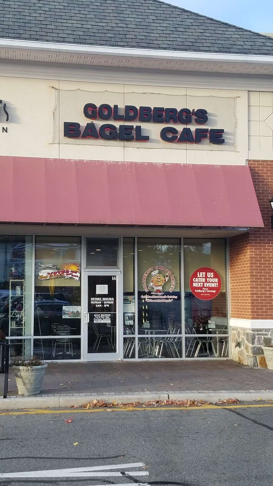 Goldbergs Famous Bagels | 327 Franklin Ave Ste 16, Wyckoff, NJ 07481, USA | Phone: (201) 847-9199