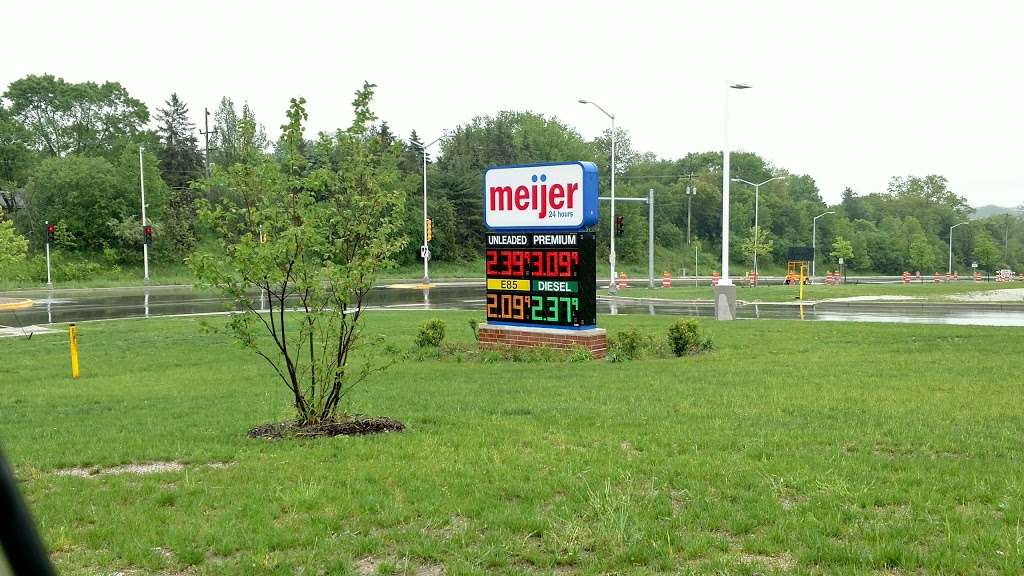 Meijer Gas Station | 831 E Sunset Dr, Waukesha, WI 53189, USA | Phone: (262) 899-6000