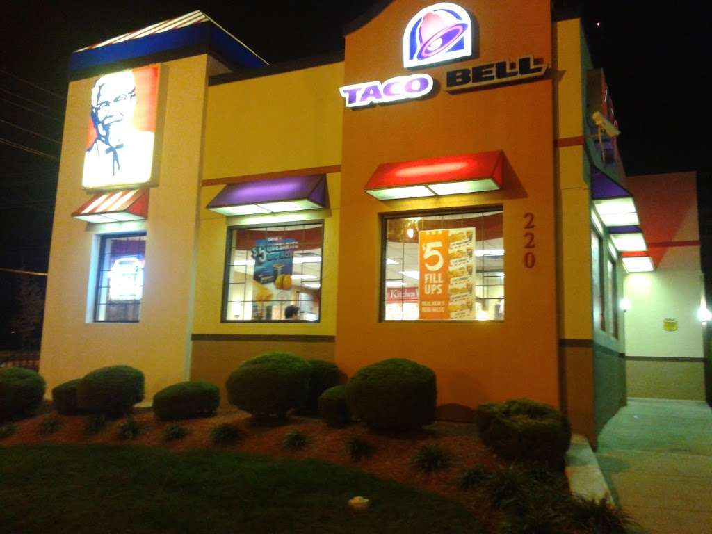 Taco Bell | 220 Riggs Rd NE, Washington, DC 20011, USA | Phone: (202) 635-0088