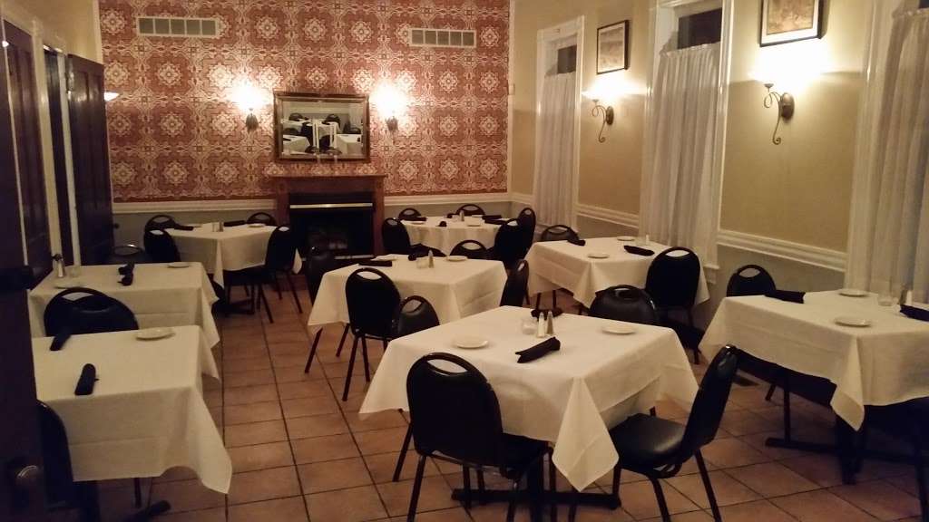 Miguels Restaurant & Lounge | 5881 Sullivan Trail, Nazareth, PA 18064, USA | Phone: (610) 746-4225
