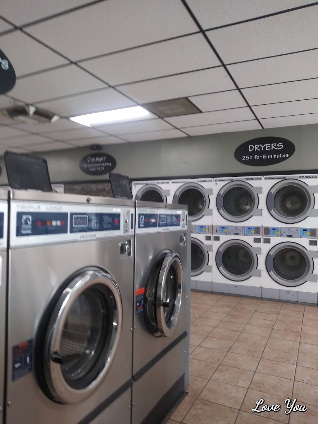 Launder Coin Op Laundry | 5330 Olive Dr # C, Bakersfield, CA 93308, USA | Phone: (661) 393-7671