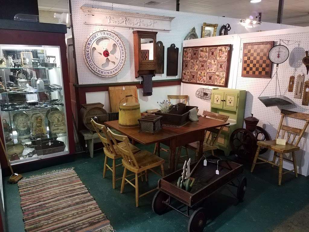 Yellow Garage Antiques | 66 S Main St, Mullica Hill, NJ 08062 | Phone: (856) 478-0300