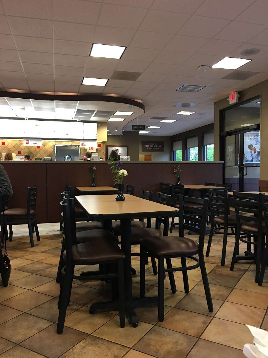 Chick-fil-A | 481 Berlin - Cross Keys Rd, Sicklerville, NJ 08081, USA | Phone: (856) 262-0002