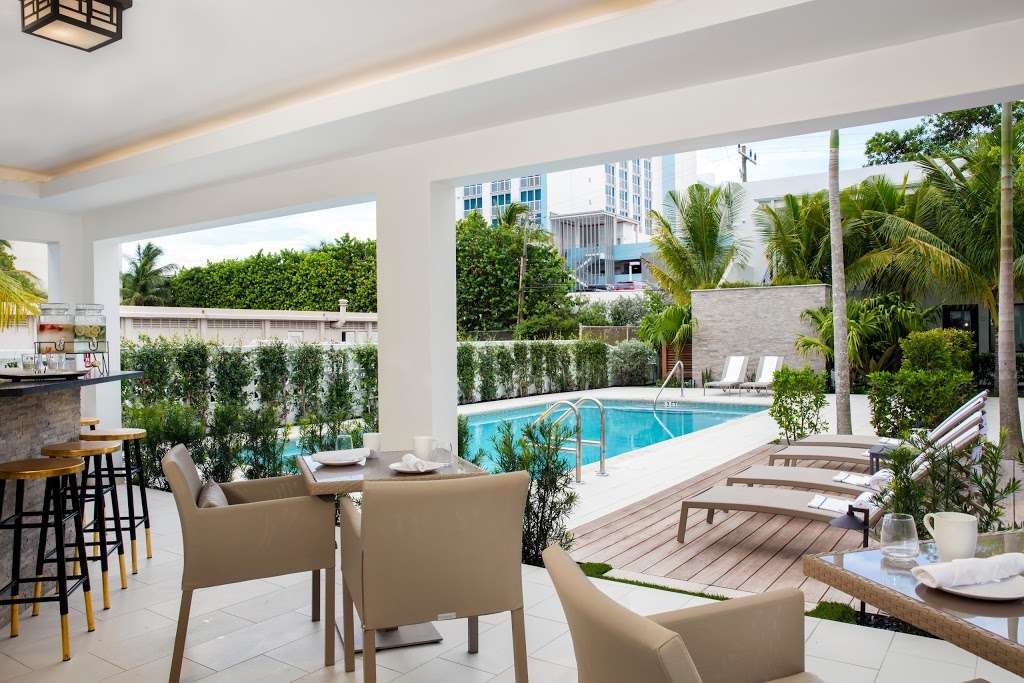 Elita Hotel | 3030 Bayshore Dr, Fort Lauderdale, FL 33304, USA | Phone: (954) 467-0568