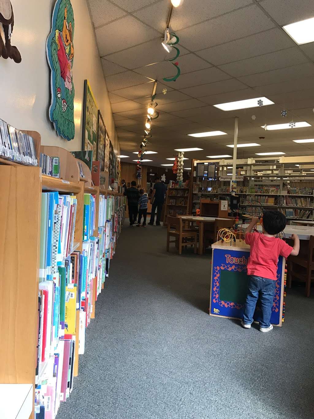 Spring Branch Memorial Library | 930 Corbindale Rd, Houston, TX 77024, USA | Phone: (713) 464-1633