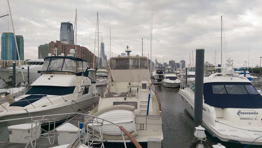 Liberty Landing Marina | 80 Audrey Zapp Dr, Jersey City, NJ 07305, USA | Phone: (201) 985-8000