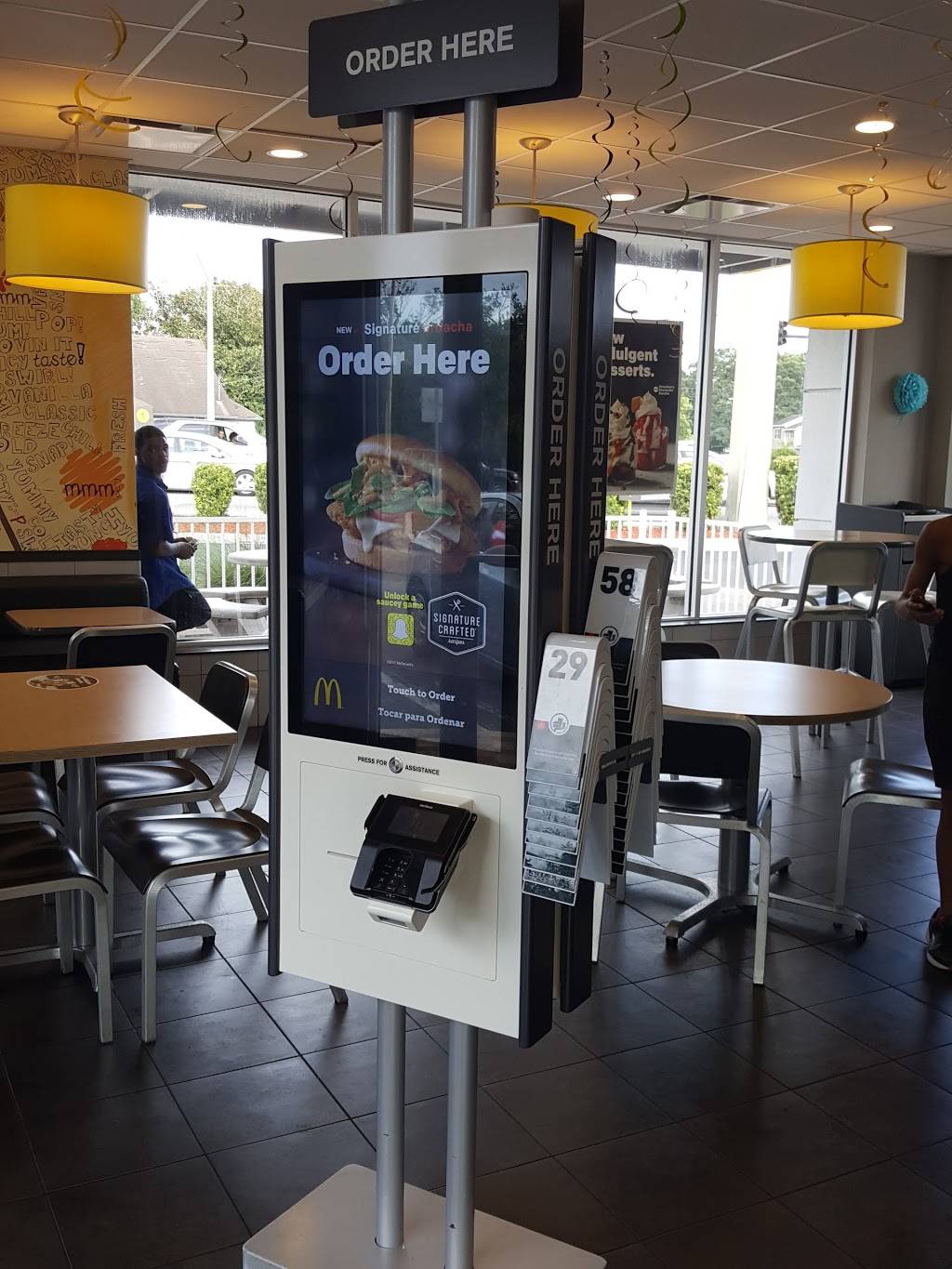 McDonalds | 3552 Blanding Blvd, Jacksonville, FL 32210, USA | Phone: (904) 771-0130