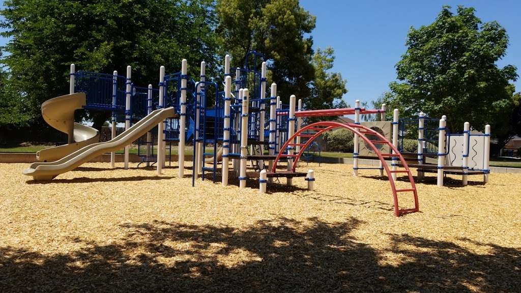 Ida Holm Neighborhood Park | 1106 Crystal Cir, Livermore, CA 94550, USA | Phone: (925) 373-5746