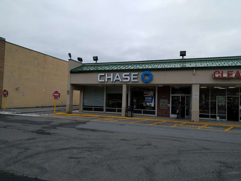 Chase Bank | 475 NY-17M, Monroe, NY 10950 | Phone: (845) 783-8789