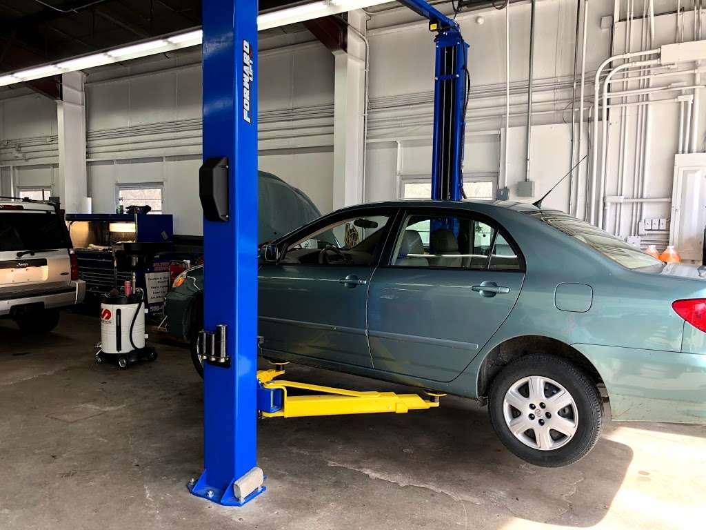 Lincoln Gas & Auto Service | 170 S Great Rd, Lincoln, MA 01773 | Phone: (781) 259-0220