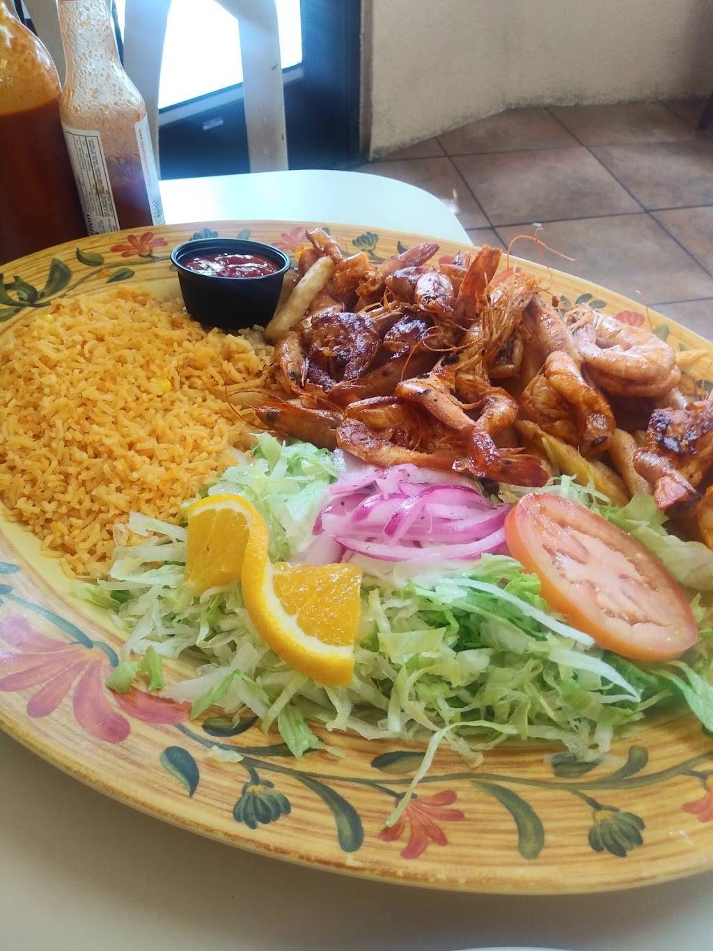 La Cabana | 863 E 7th St, St Paul, MN 55106, USA | Phone: (651) 774-7547