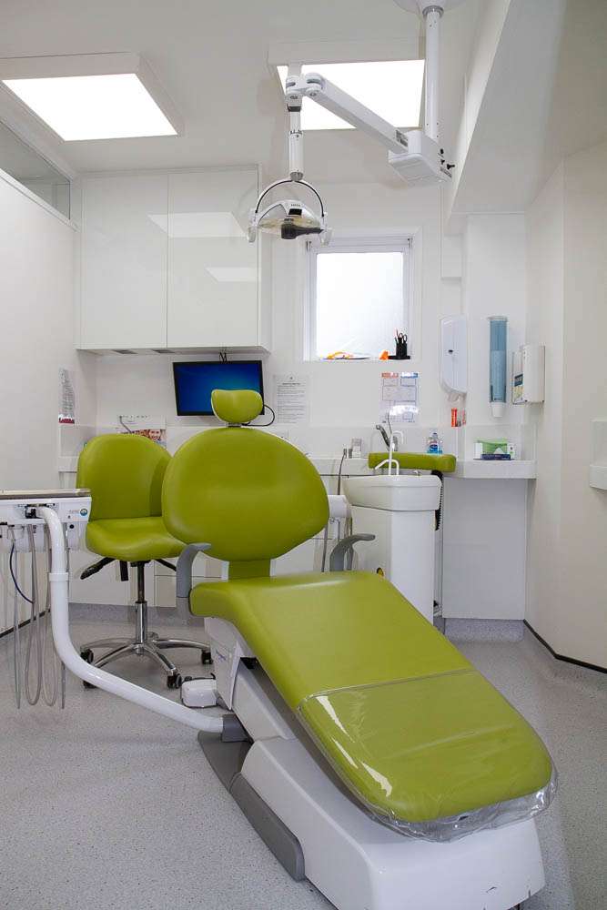 Dentist on The Green | 33 The Green, London N21 1HS, UK | Phone: 020 8882 3909