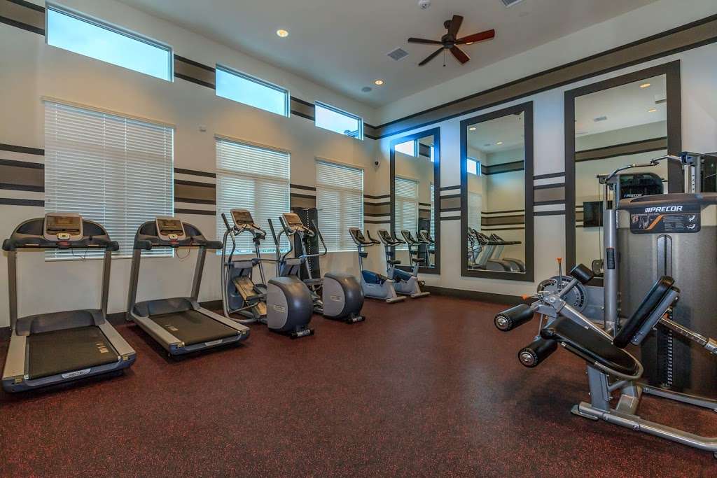 Esencia Norte Apartment Homes | 86 Esencia Dr, Ladera Ranch, CA 92694 | Phone: (949) 652-3904