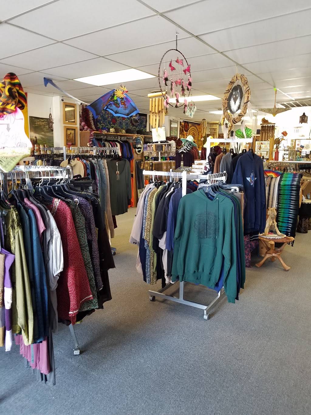 Stone Creek Boutique | 24521 Sprague Rd, Columbia Station, OH 44028, USA | Phone: (440) 235-0483