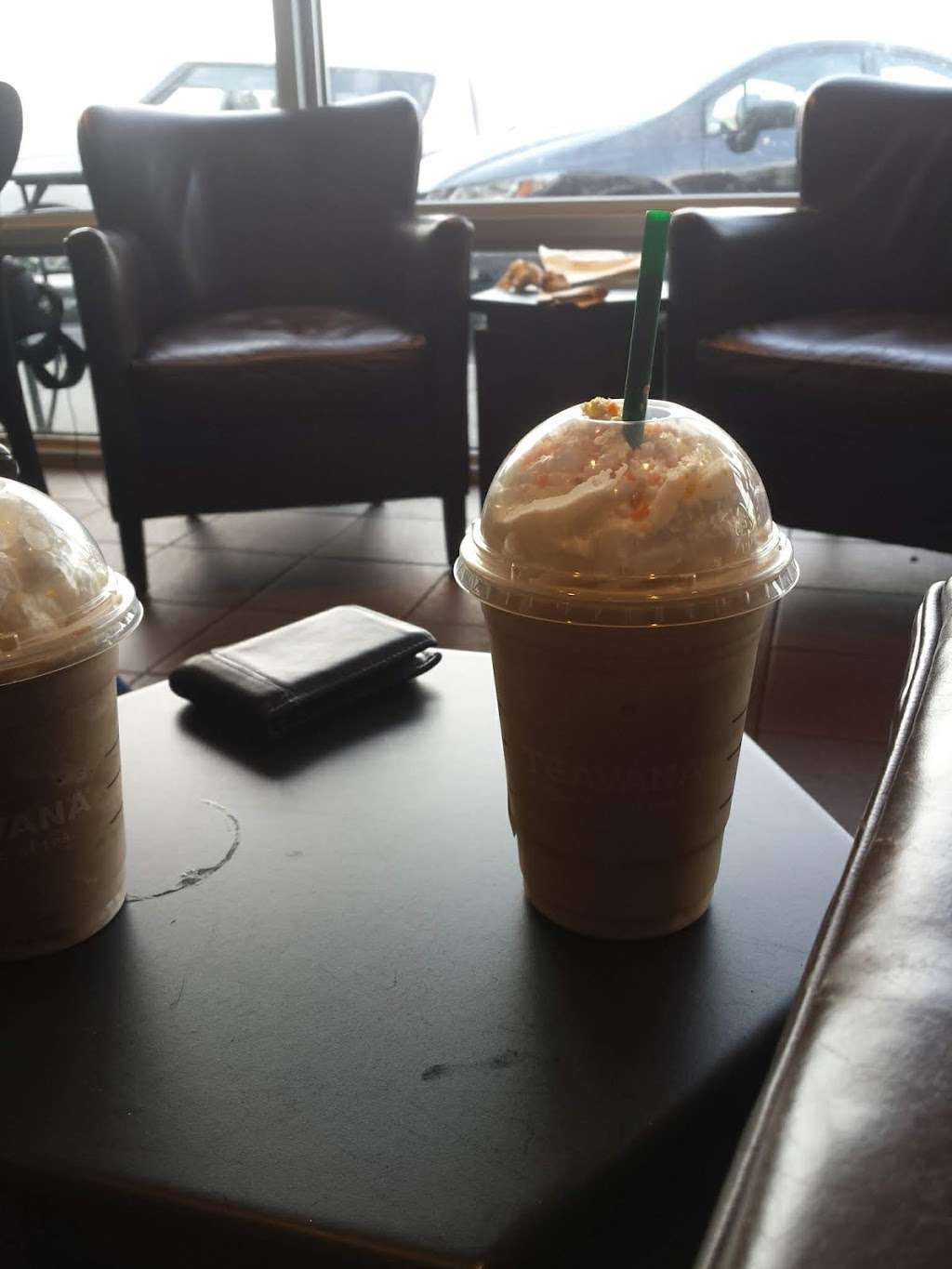 Starbucks | 1046 W Patrick St, Frederick, MD 21703, USA | Phone: (301) 631-9403