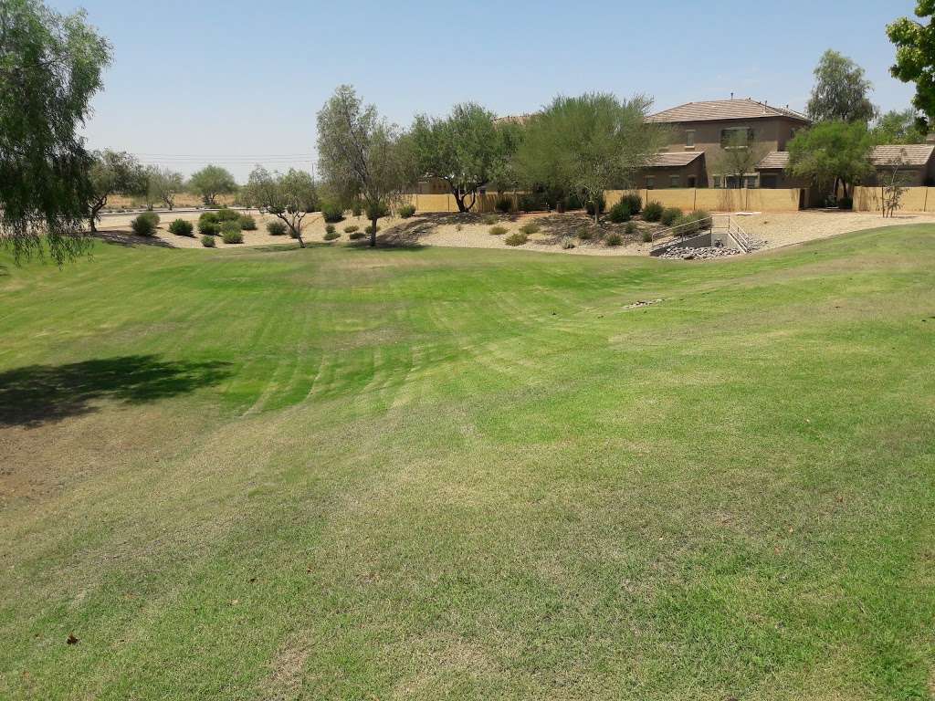 Cottages HOA Park at Casa Del Rey at Camino á Lago | 21994 N 102nd Ln, Peoria, AZ 85383, USA