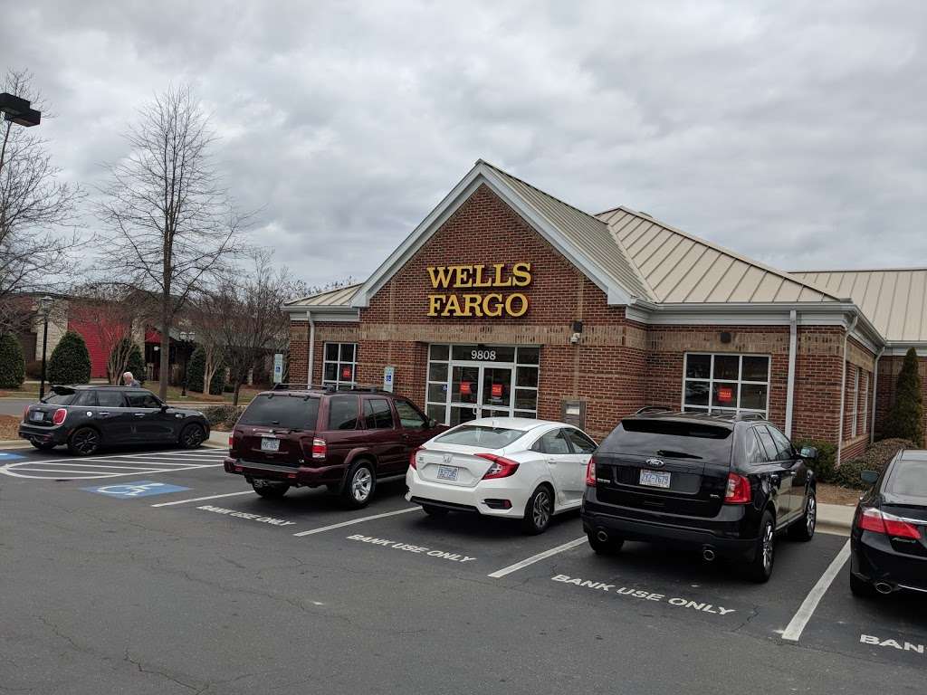 Wells Fargo Bank | 9808 Rea Rd, Charlotte, NC 28277, USA | Phone: (704) 541-2200