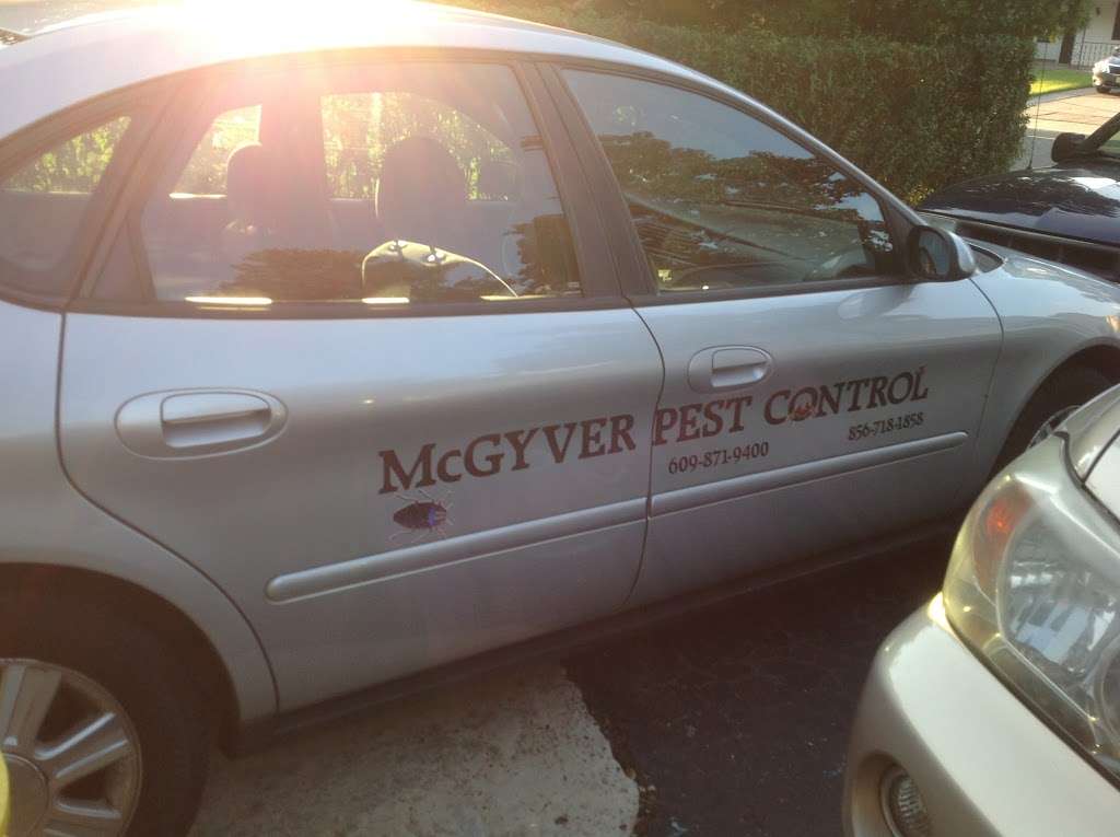 Mcgyver pest control | 46 Hampshire Ln, Willingboro, NJ 08046, USA | Phone: (609) 871-9400