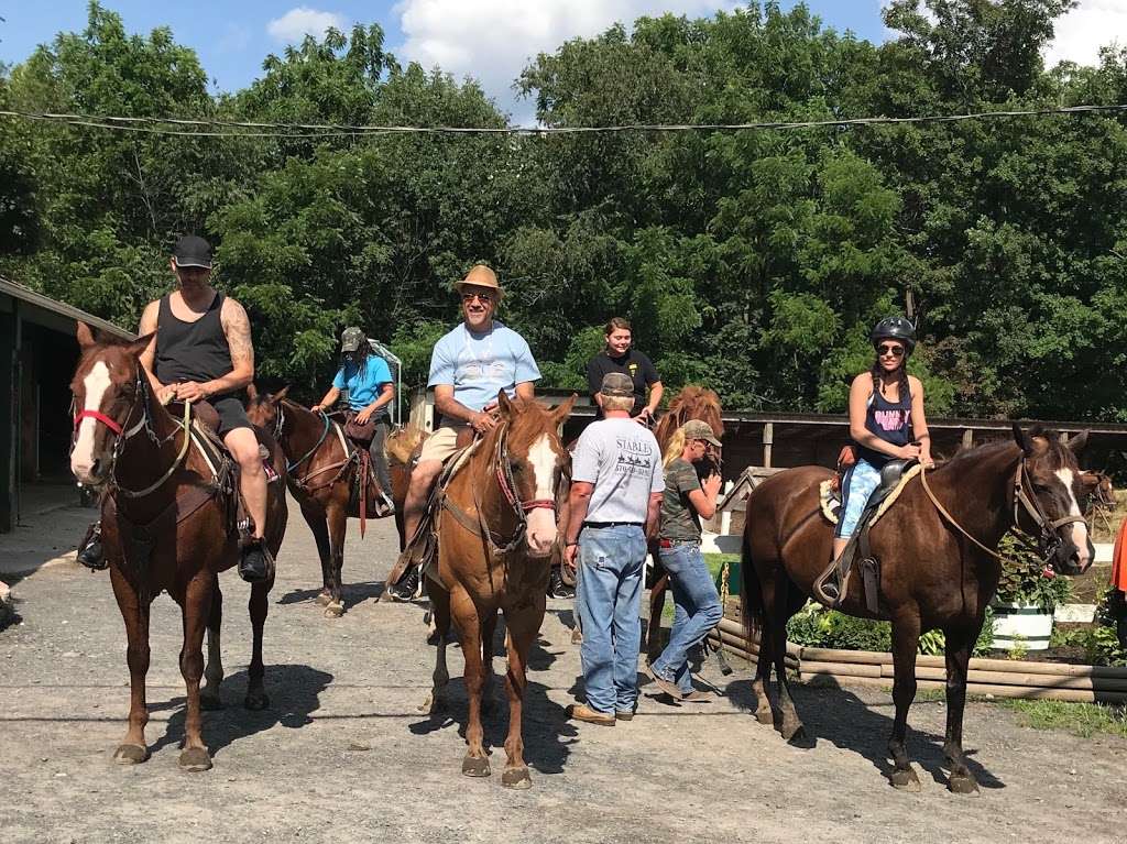 Bushkill Riding Stables | 124 Golf Dr, East Stroudsburg, PA 18302, USA | Phone: (570) 588-5192