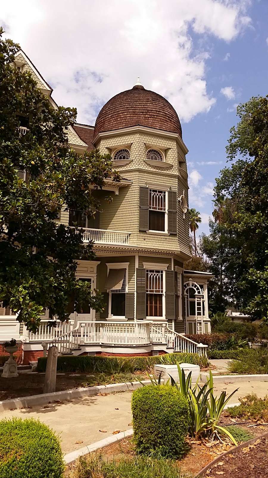 Riverside Heritage House | 8193 Magnolia Ave, Riverside, CA 92504, USA | Phone: (951) 826-5273