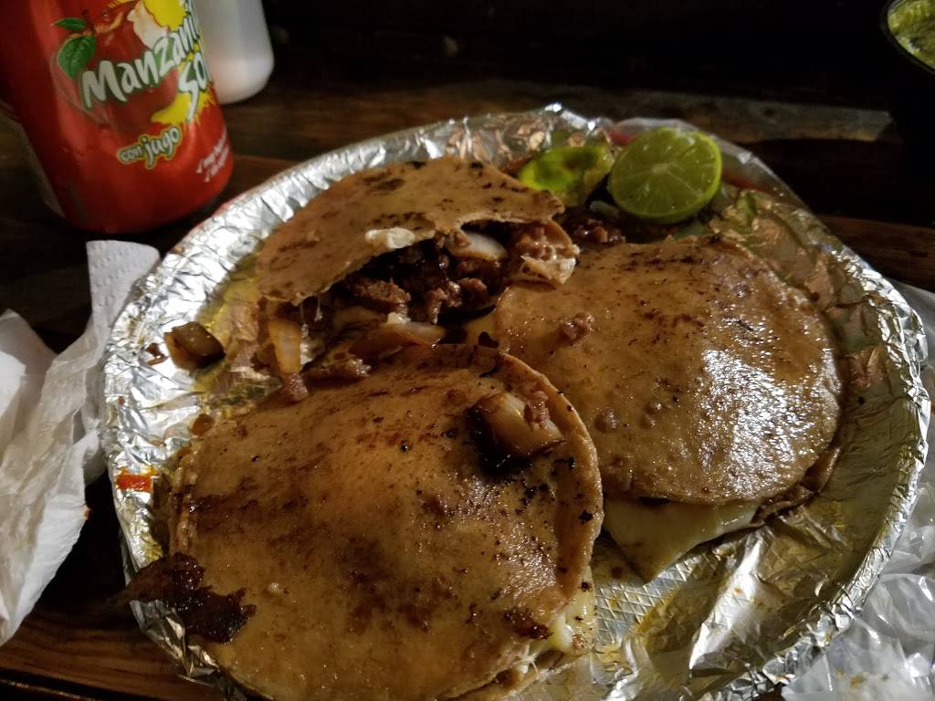 Los De Transmi " Tacos" | Valle del Ródano 701, Plaza del Sol, 32606 Cd Juárez, Chih., Mexico | Phone: 627 120 8720