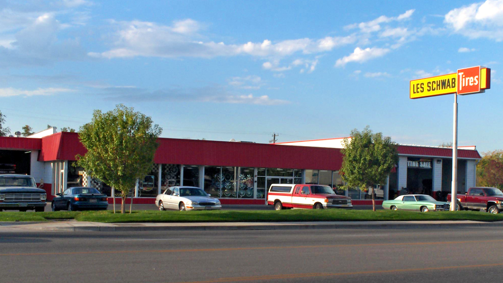 Les Schwab Tire Center | 6017 W Fairview Ave, Boise, ID 83704, USA | Phone: (208) 376-5124