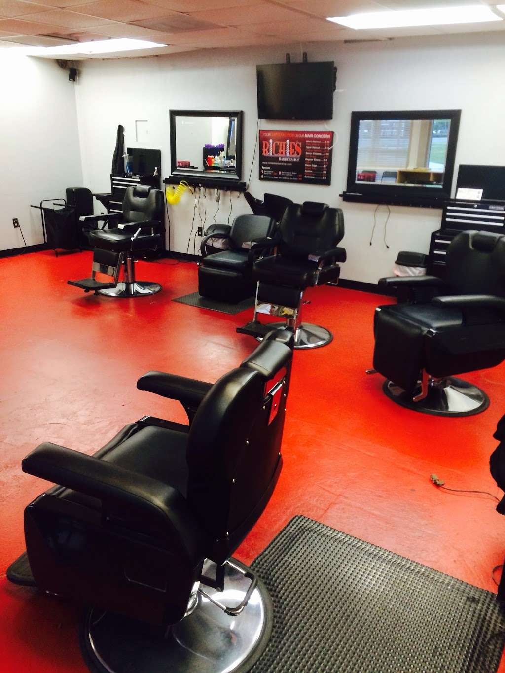 Richie’s Barbershop 2 | 8525 S US Hwy 17 92 suite a, Maitland, FL 32751, USA | Phone: (407) 831-0037