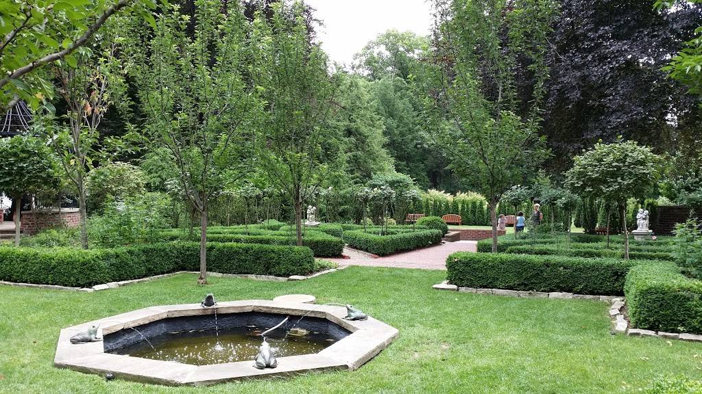 Wildwood Manor House | 5100 Central Ave, Toledo, OH 43615, USA | Phone: (419) 407-9844