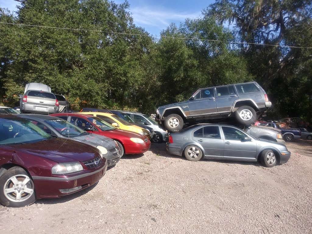 Lady Lake Auto Salvage | 552 US-441, Lady Lake, FL 32159, USA | Phone: (352) 259-2020