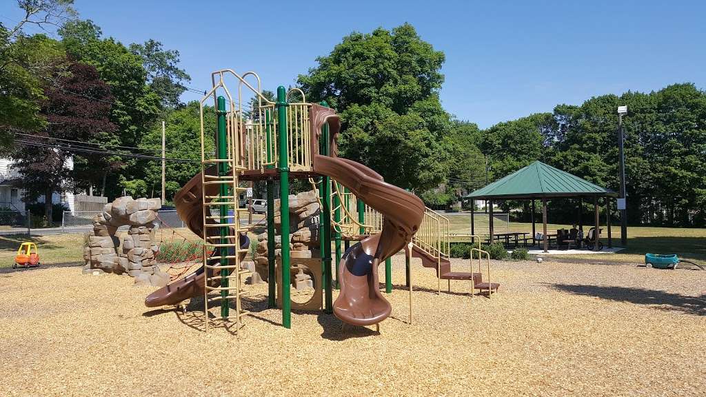 Ballardvale Playground | 164 Andover St #168, Andover, MA 01810