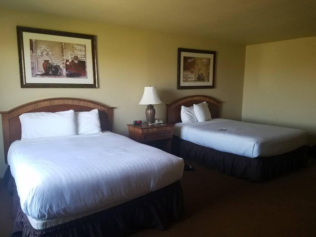 Lakeshore Hotel & Suites | 12800 N Saguaro Blvd, Fountain Hills, AZ 85268, USA | Phone: (480) 837-6565