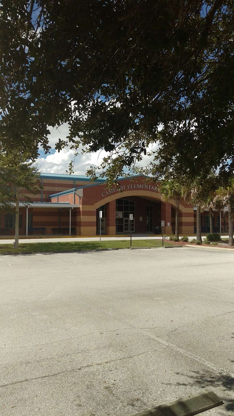 Camelot Elementary School | 14501 Waterford Chase Pkwy, Orlando, FL 32828, USA | Phone: (407) 207-3875