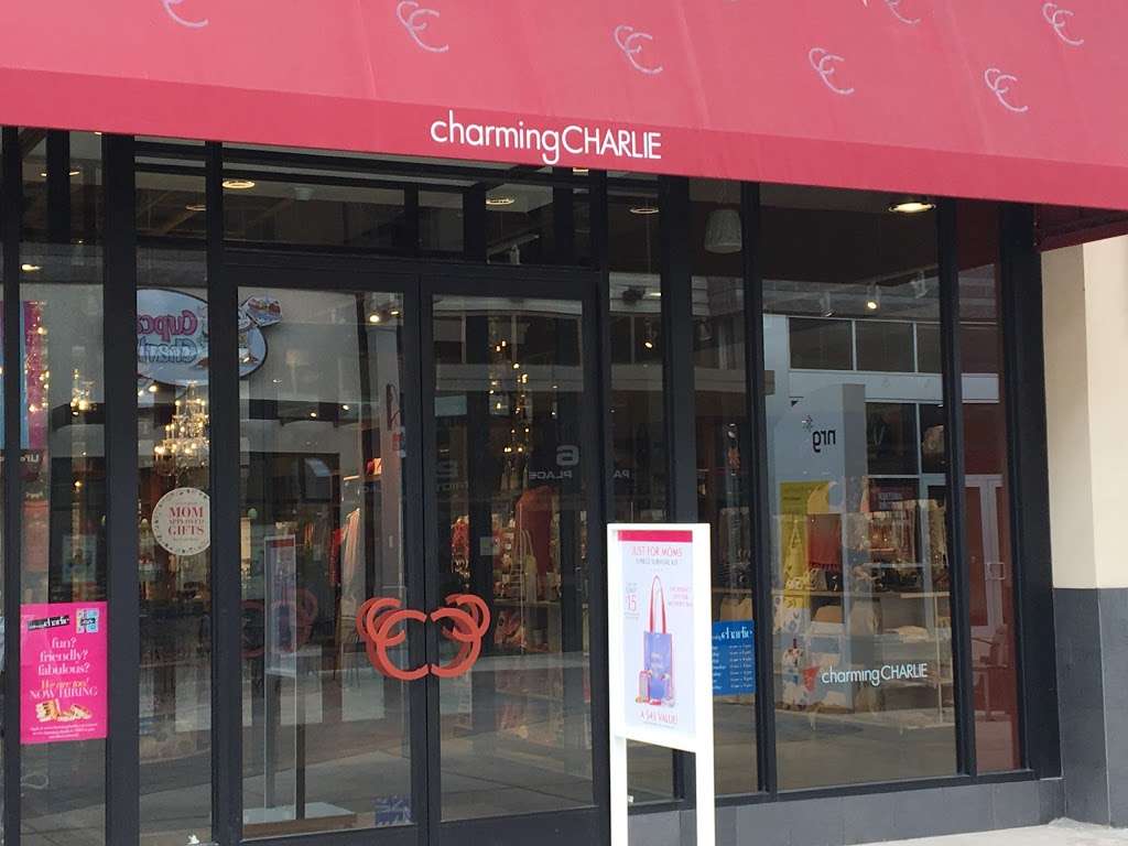 Charming Charlie | 259 Patriot Pl J3, Foxborough, MA 02035 | Phone: (508) 698-4950