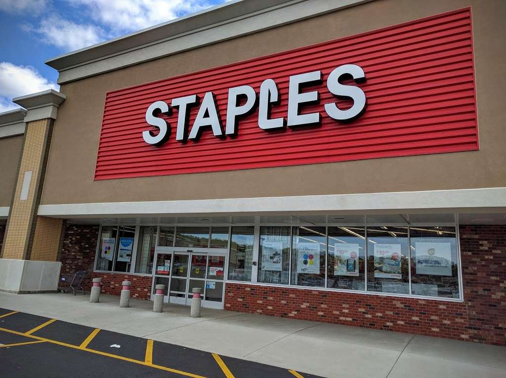 Staples | 166 US Rte 9 N, Englishtown, NJ 07726 | Phone: (732) 617-0314