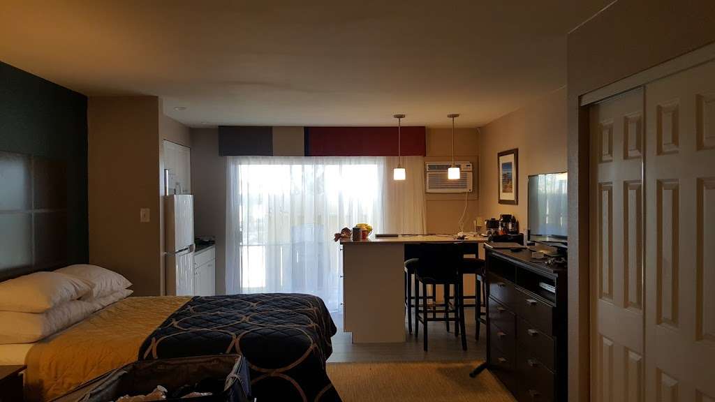 Us Navy Lodge | Addor St #1172, Port Hueneme, CA 93043, USA | Phone: (805) 985-2624