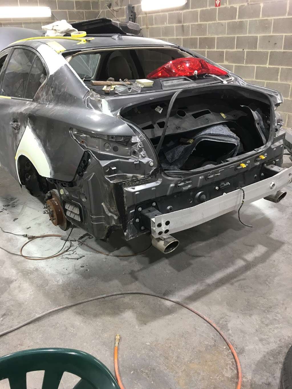 Comer Auto Body Shop | 7591 Commerce Ln, Clinton, MD 20735, USA | Phone: (301) 749-5433