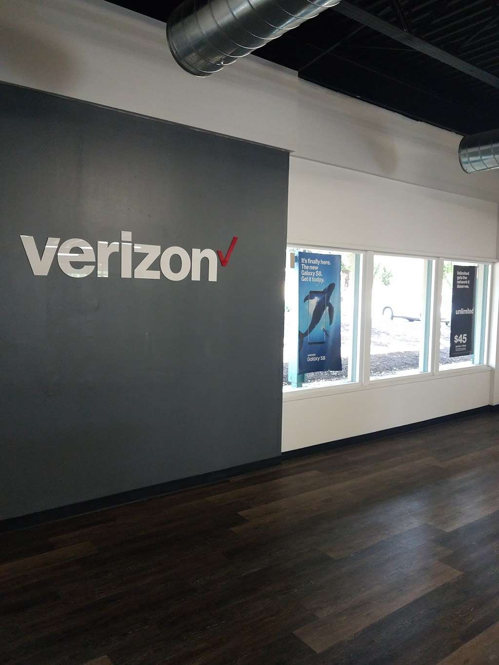 Verizon Authorized Retailer, TCC | 1147 N 5th St, Perkasie, PA 18944 | Phone: (267) 404-2274