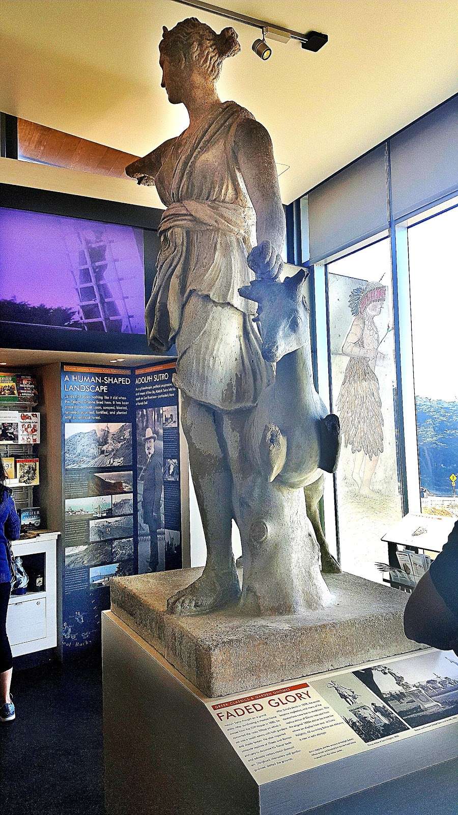 Lands End Lookout Visitor Center | 680 Point Lobos Ave, San Francisco, CA 94121 | Phone: (415) 426-5240