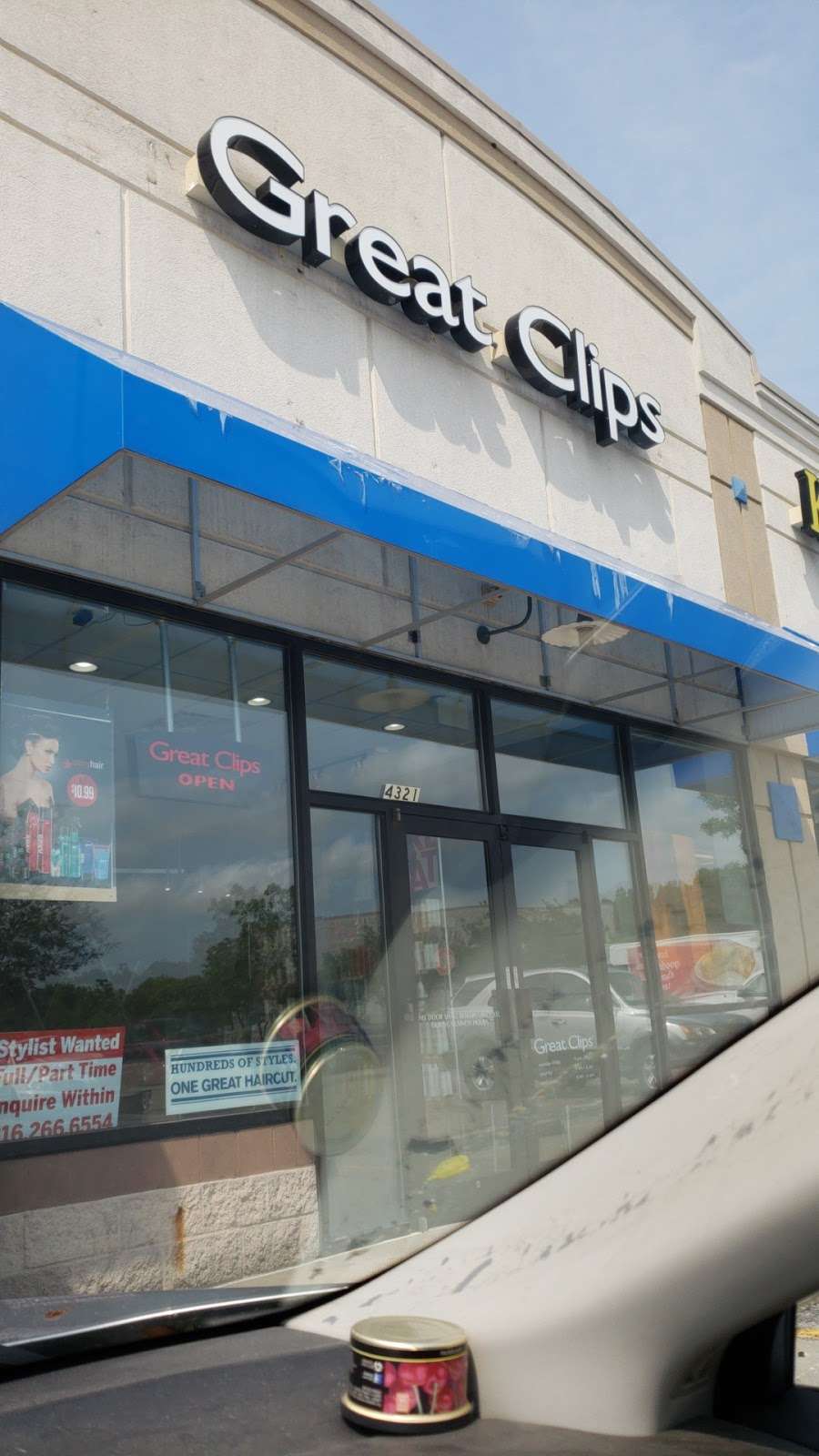 Great Clips | 4321 Chouteau Trafficway, Kansas City, MO 64117, USA | Phone: (816) 266-6554