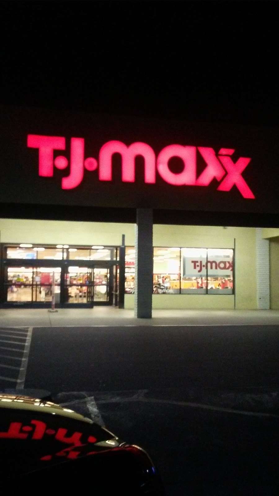 T.J. Maxx | 4511 E Cactus Rd, Phoenix, AZ 85032, USA | Phone: (602) 953-2970