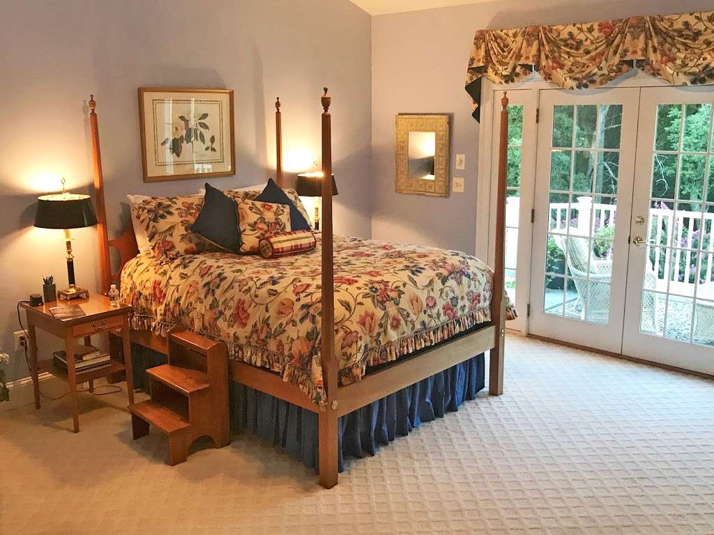 Restoration Bed and Breakfast | 40959 Pacer Ln, Paeonian Springs, VA 20129, USA | Phone: (703) 509-8441