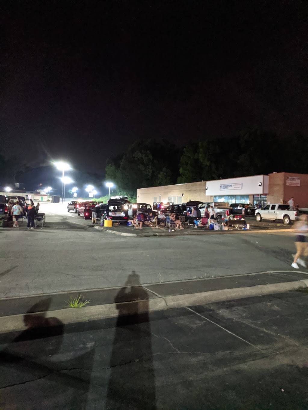 Marketplace Cinemas Winston Salem | 2095 Peters Creek Pkwy, Winston-Salem, NC 27127, USA | Phone: (336) 725-4646