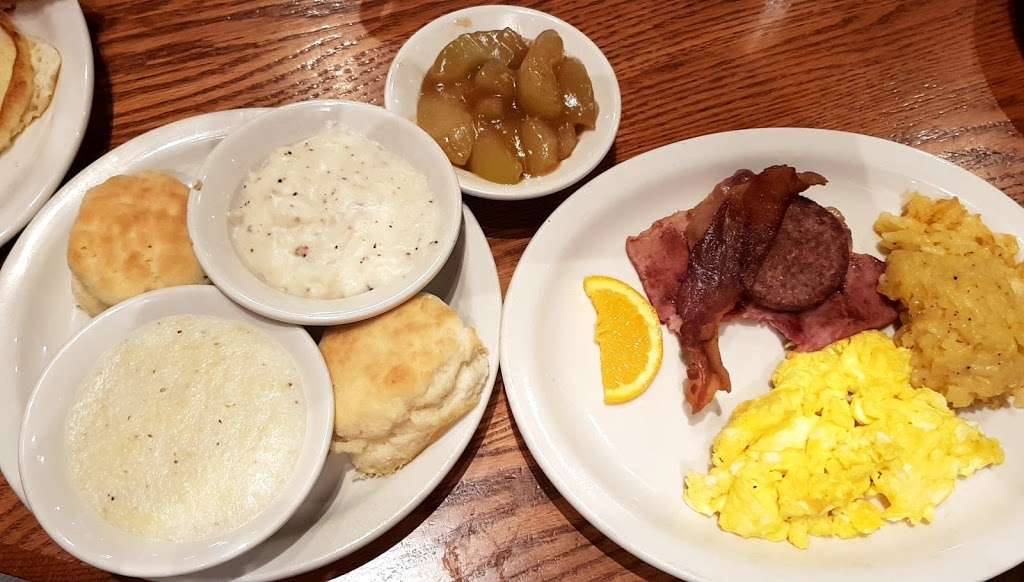 Cracker Barrel Old Country Store | 2012 E 59th St, Anderson, IN 46013, USA | Phone: (765) 642-6424
