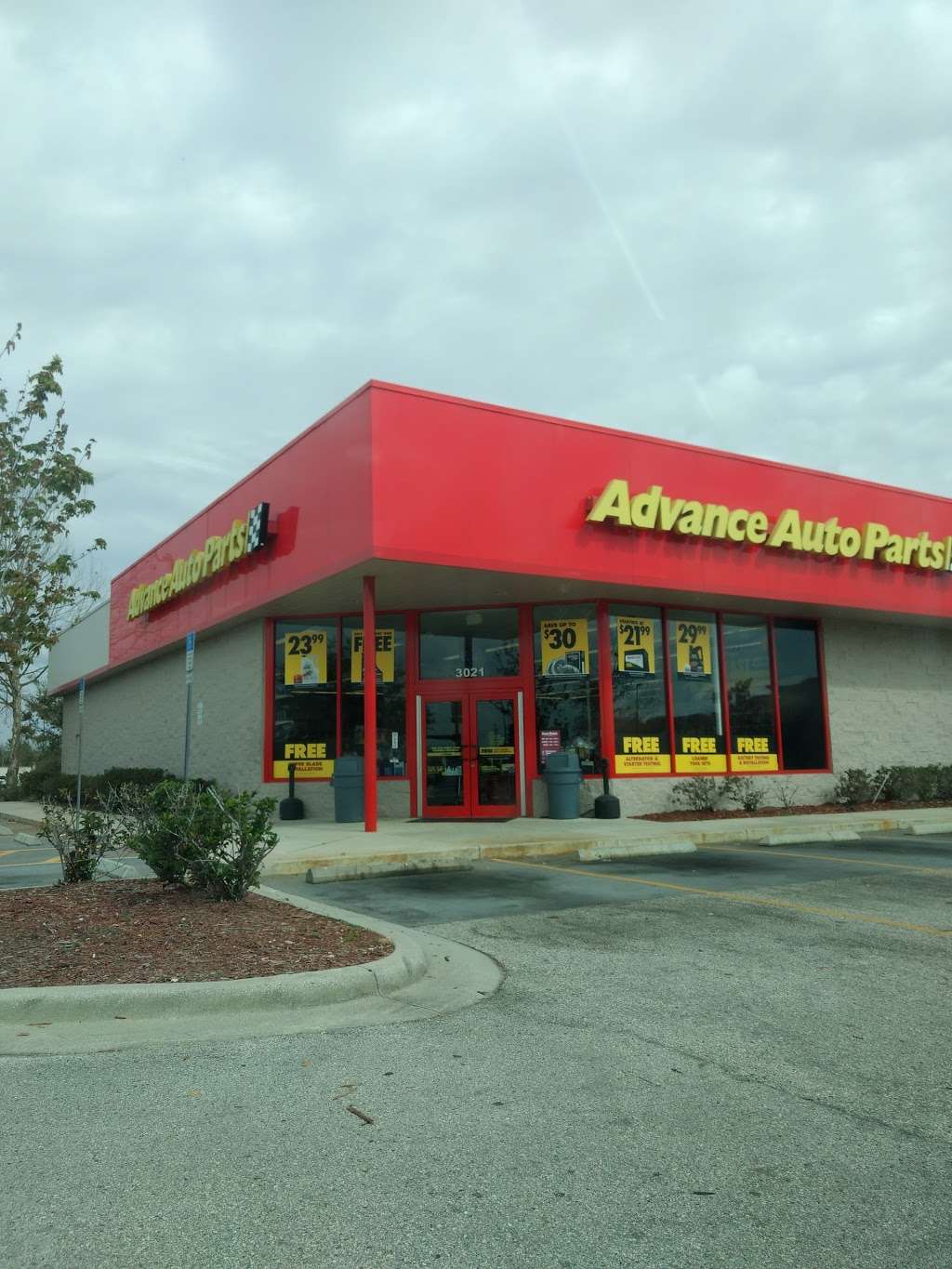 Advance Auto Parts | 3021 N John Young Pkwy, Kissimmee, FL 34741, USA | Phone: (407) 343-8223