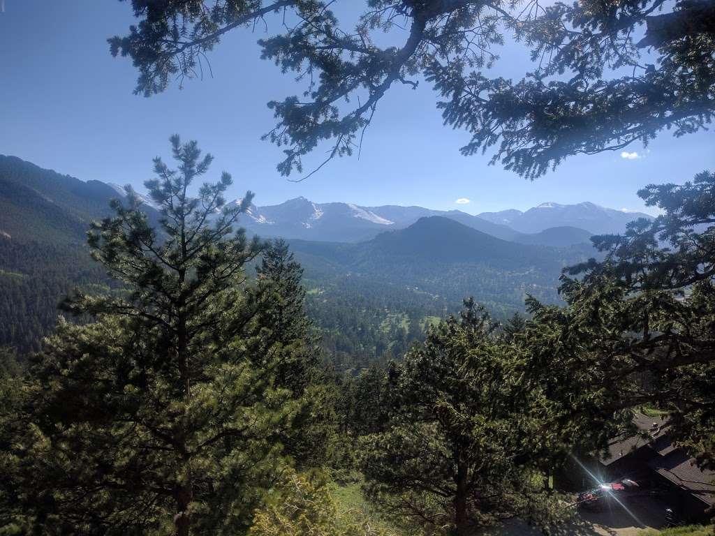 Awestruck | 3402 Eaglecliff Cir Dr, Estes Park, CO 80517, USA | Phone: (561) 291-9370