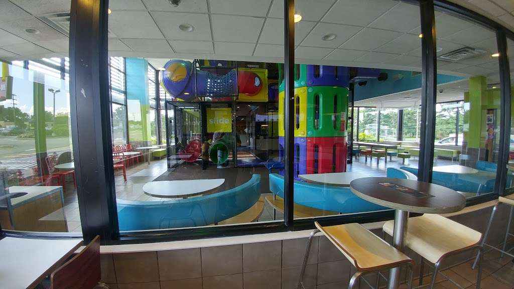 McDonalds | 101 E Pulaski Hwy, Elkton, MD 21921, USA | Phone: (410) 398-6655