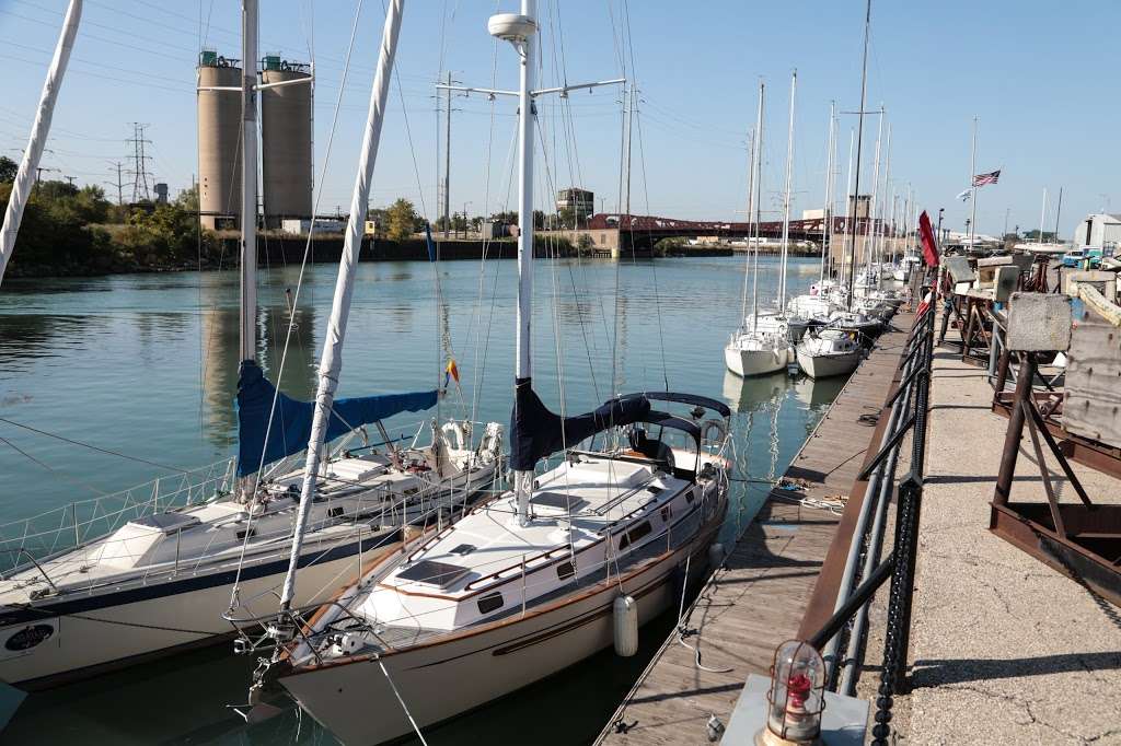 Crowleys Yacht Yard LLC | 3434 E 95th St, Chicago, IL 60617, USA | Phone: (773) 221-9990