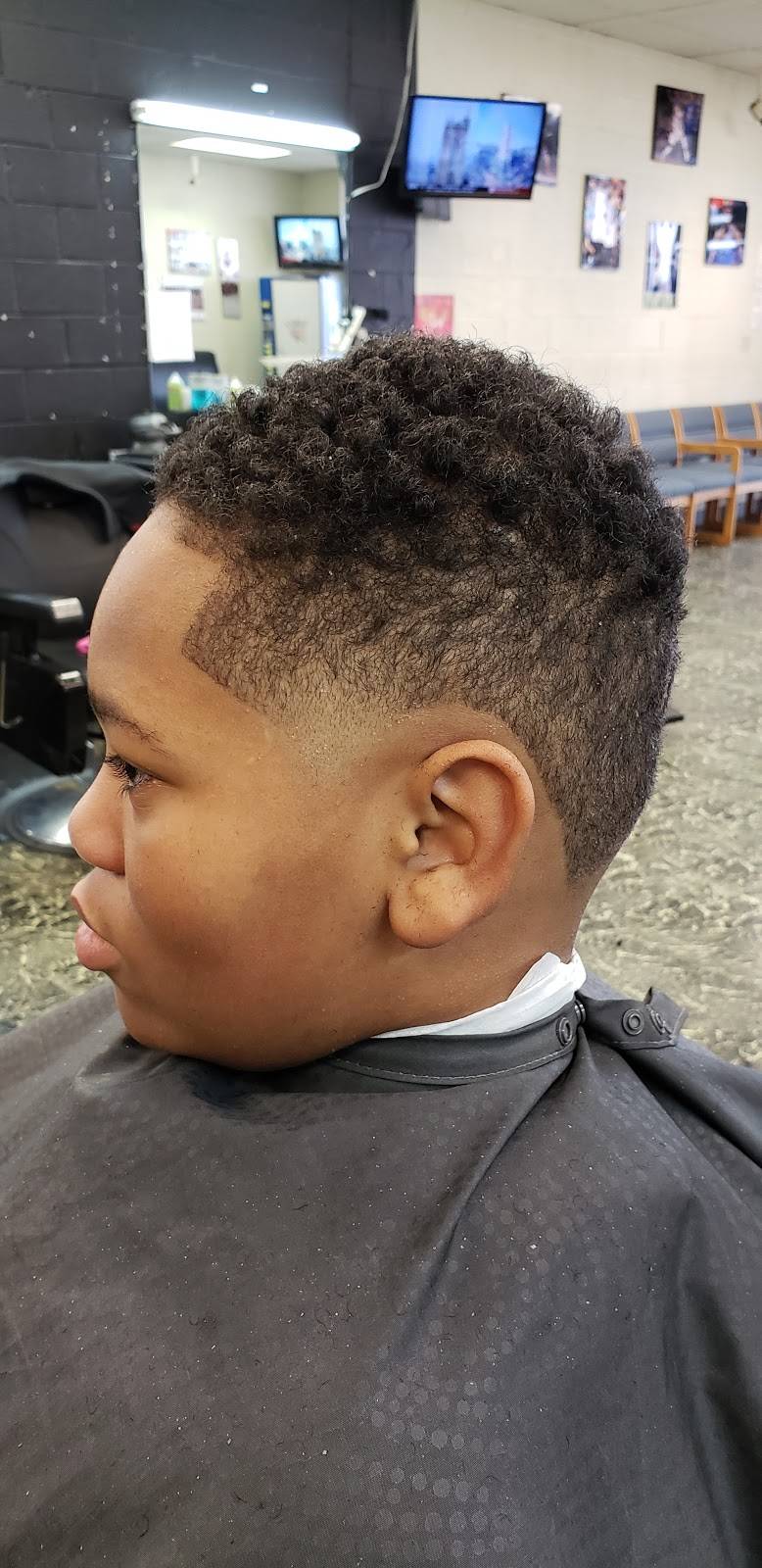 Fades "R" Us Barbershop | 7916 N MacArthur Blvd, Oklahoma City, OK 73132, USA | Phone: (405) 470-7481