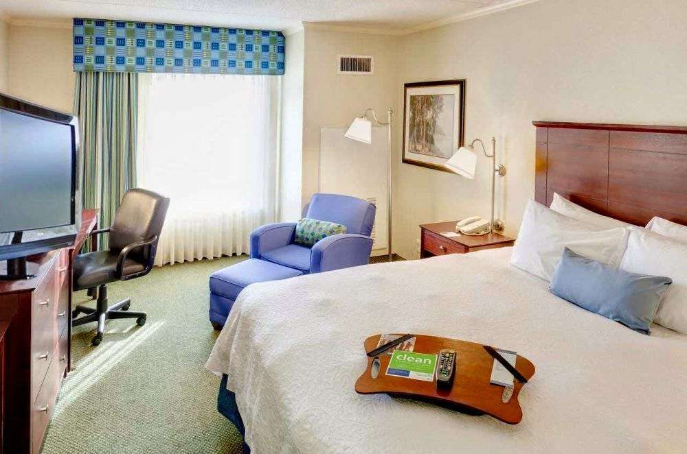 Hampton Inn South Plainfield-Piscataway | 205 New World Way, South Plainfield, NJ 07080, USA | Phone: (908) 561-2600